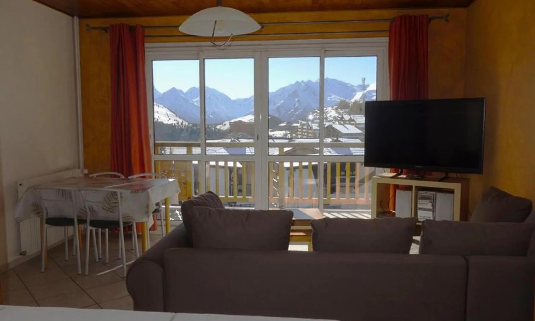 Residence Choucas - Appartement Alpe D'Huez Quartier Centre Station Mae-2401 0*, Huez